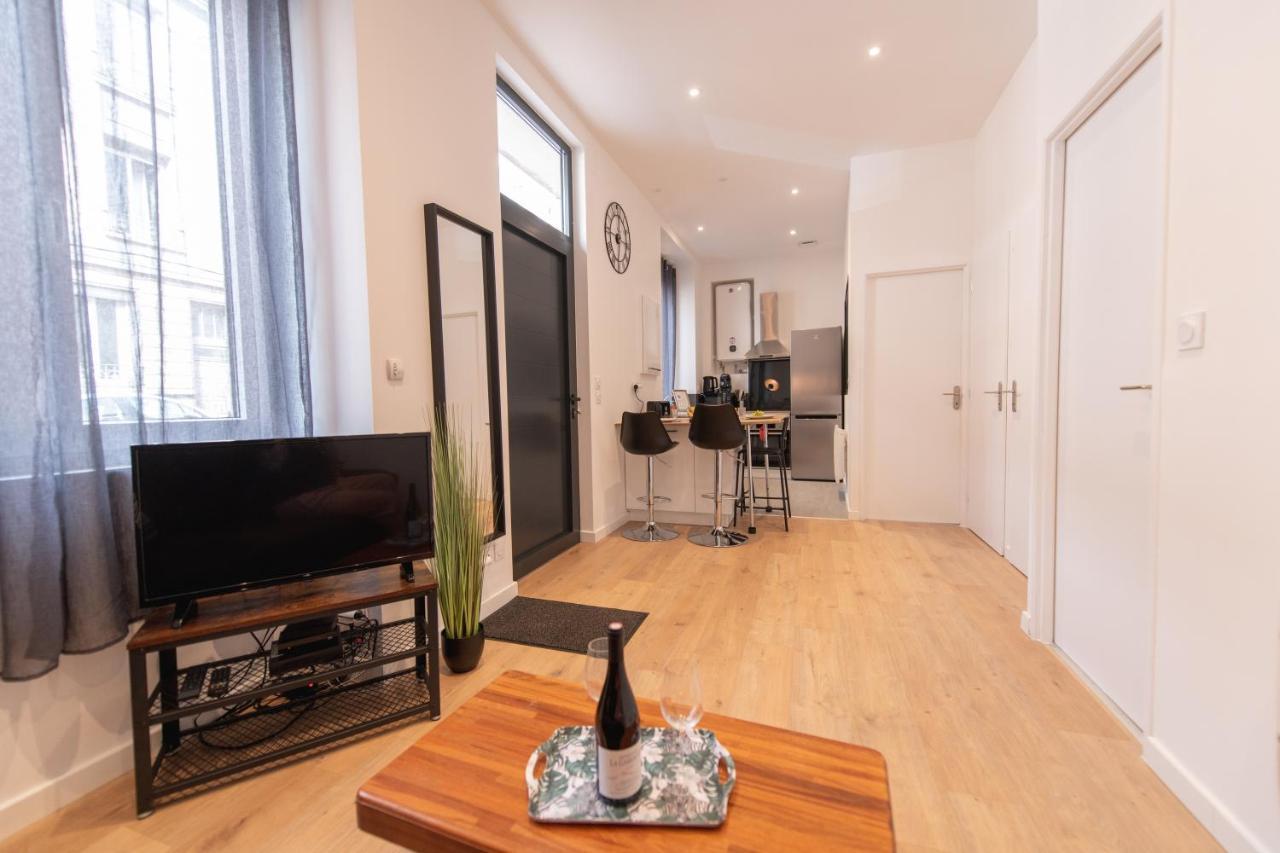 Kasa Loft Centre 2 - Wifi Et Tv - Confortable Et Stationnement Gratuit A Proximite サン・テティエンヌ エクステリア 写真