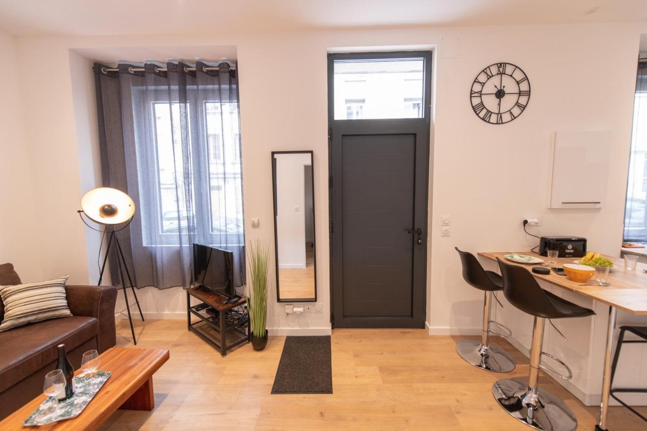 Kasa Loft Centre 2 - Wifi Et Tv - Confortable Et Stationnement Gratuit A Proximite サン・テティエンヌ エクステリア 写真